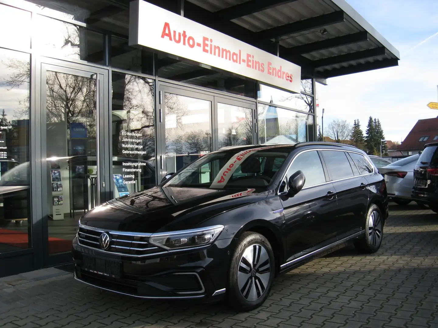 Volkswagen Passat Variant 1.4TSI GTE DSG Plug-In-Hybrid Schwarz - 1