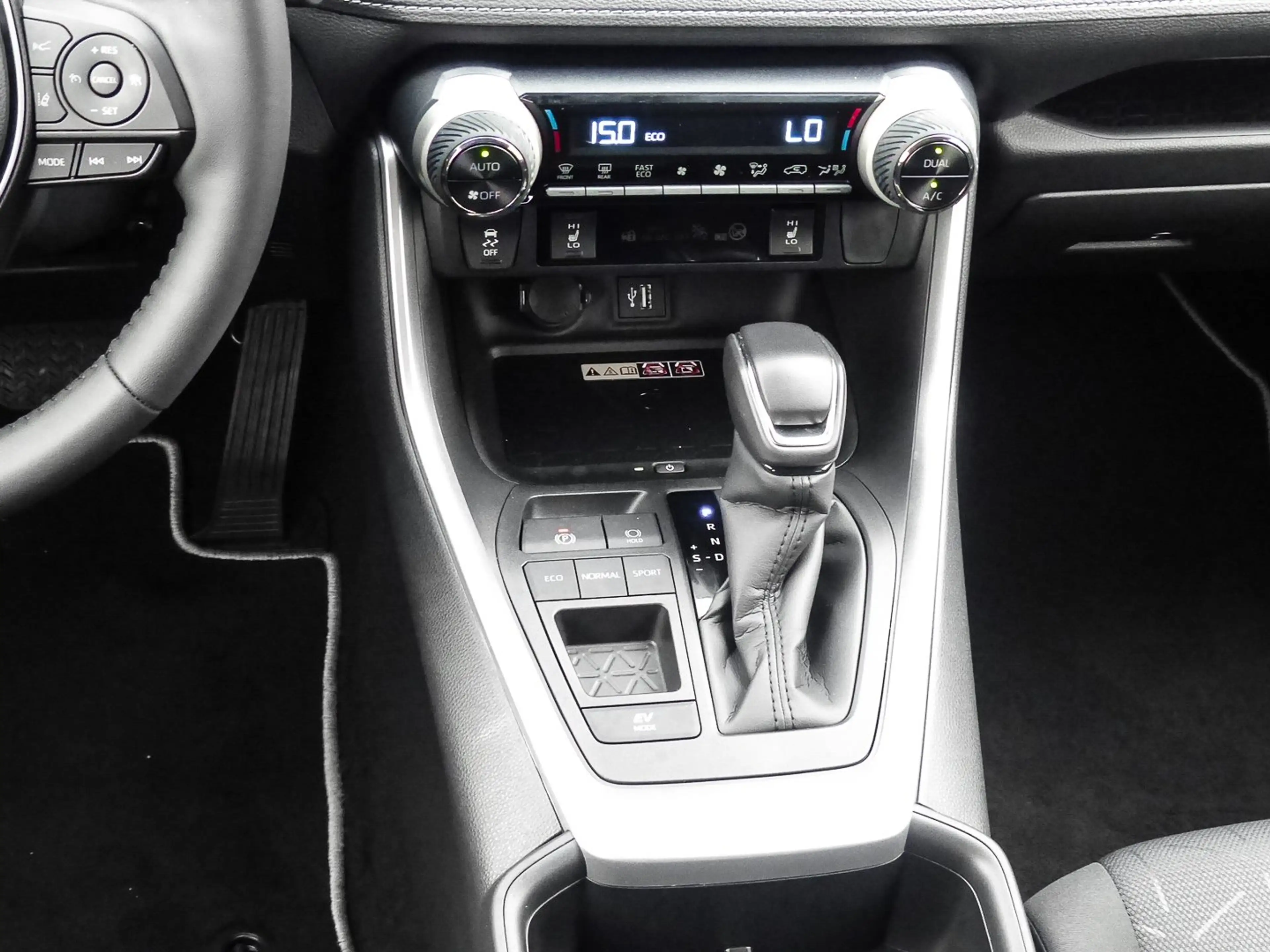 Toyota RAV 4 RAV4 - 2.5 l Hybrid 4x2 Navi, Kamera, el. Heckkl. — photo 12