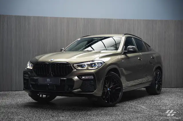 BMW X6 view 5
