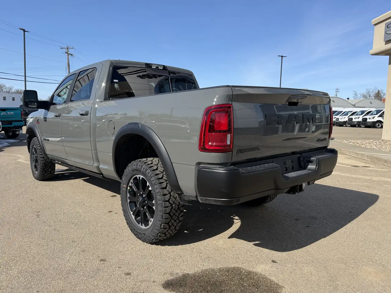 RAM 2500 снимка RAM 2500