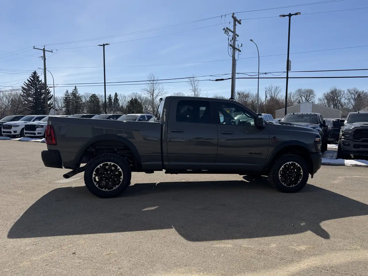 RAM 2500 снимка RAM 2500