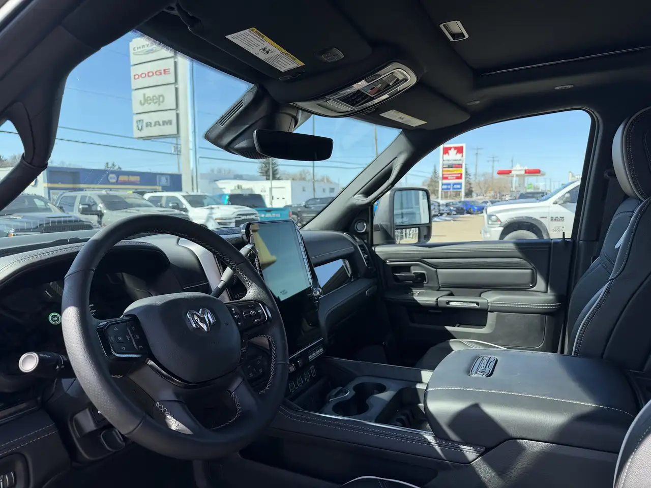 RAM 2500 снимка RAM 2500