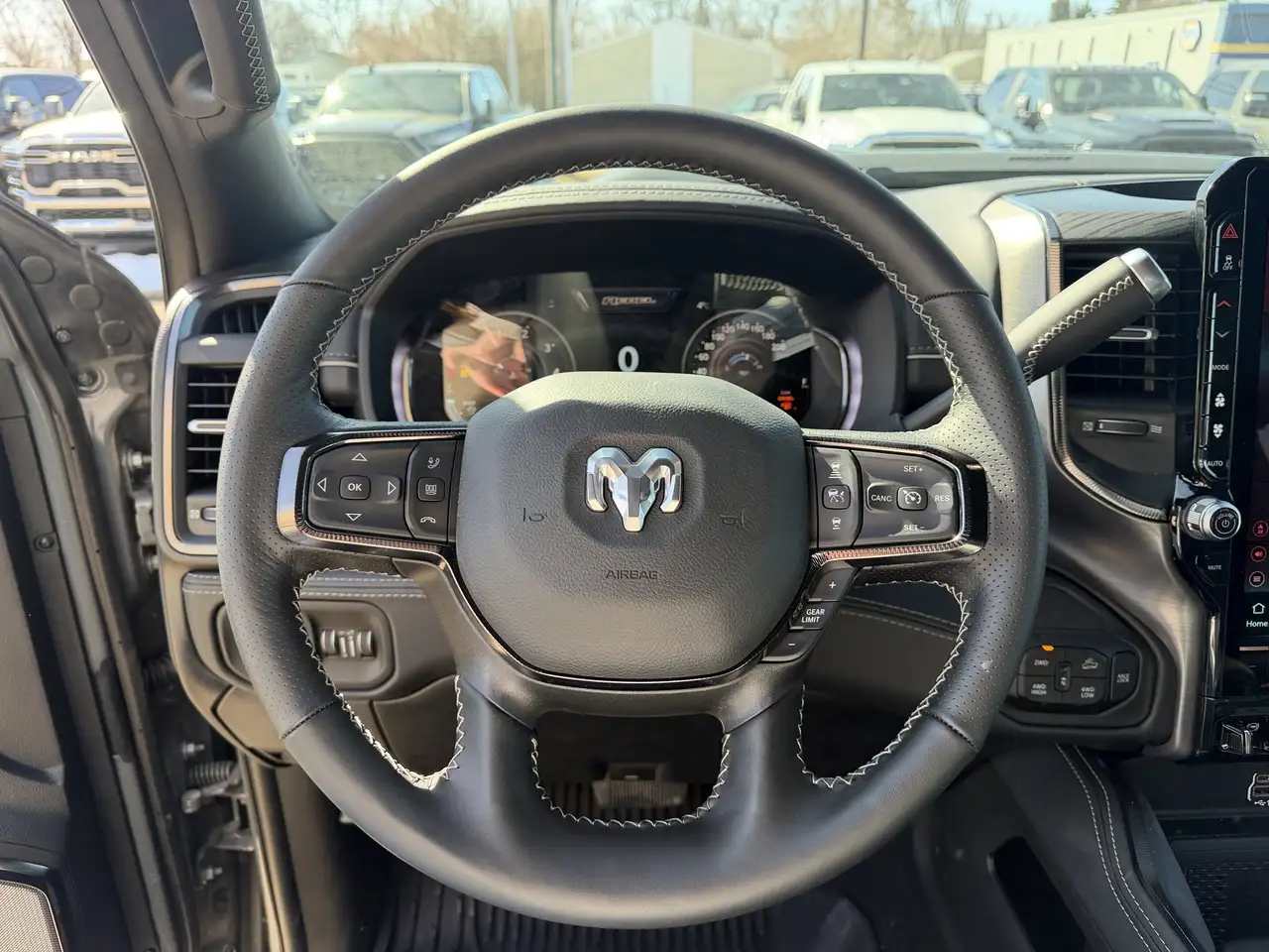 RAM 2500 снимка RAM 2500