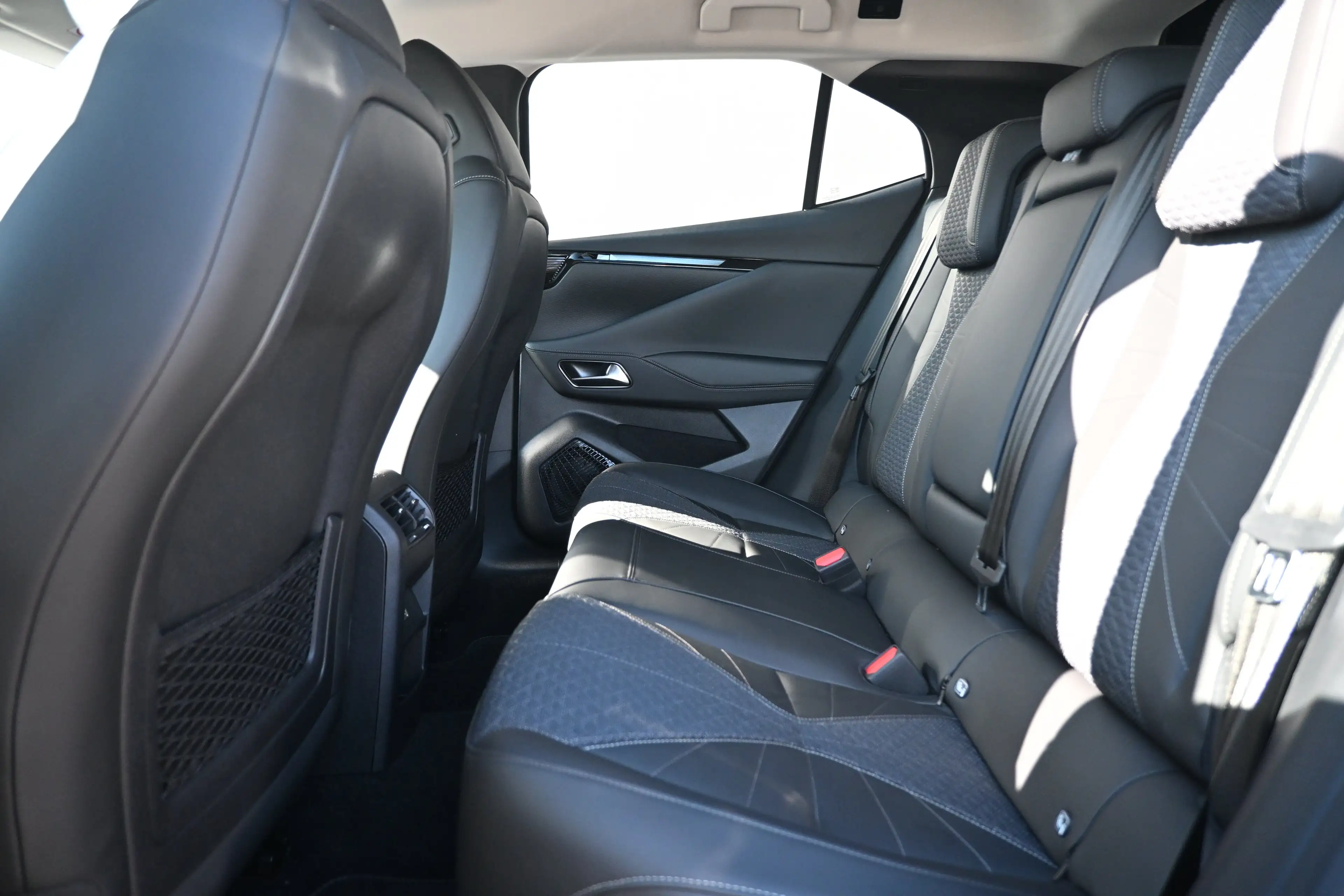 DS Automobiles DS 4 No Navigatie | Warmtepomp | Climat Control | Draad — photo 9