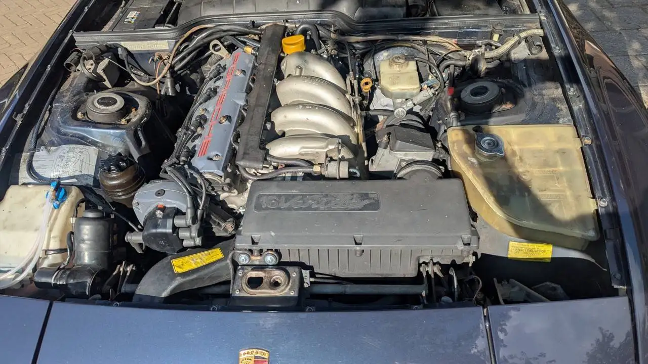 Porsche 944S Targa, foto 4