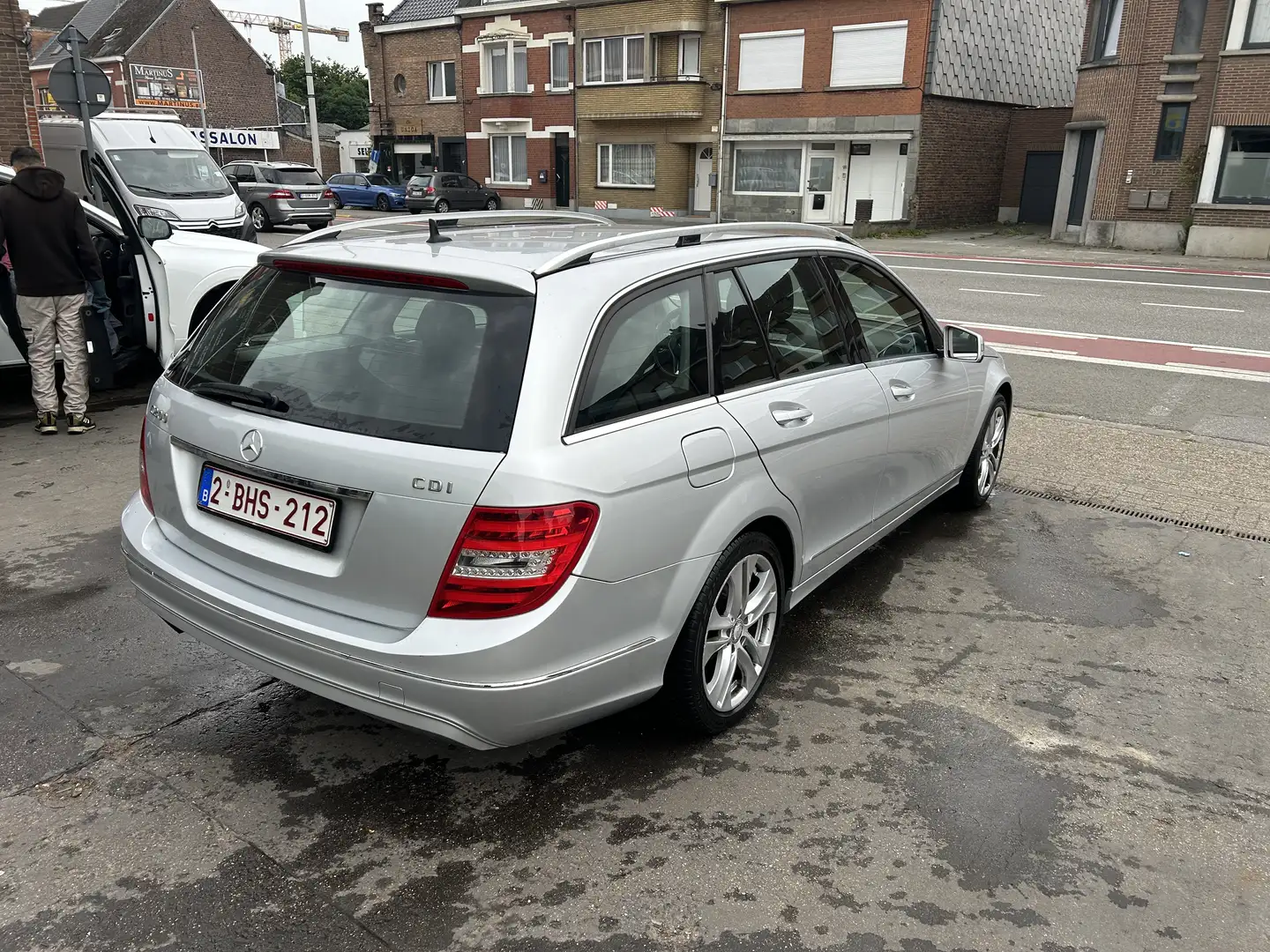 Mercedes-Benz C 200 T CDI DPF (BlueEFFICIENCY) 7G-TRONIC Avantgarde - 1