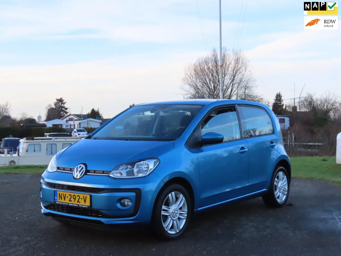 Volkswagen up! 1.0 BMT high up! *2e EIG *CAMERA *CRUISE *Dealer S Blau - 1