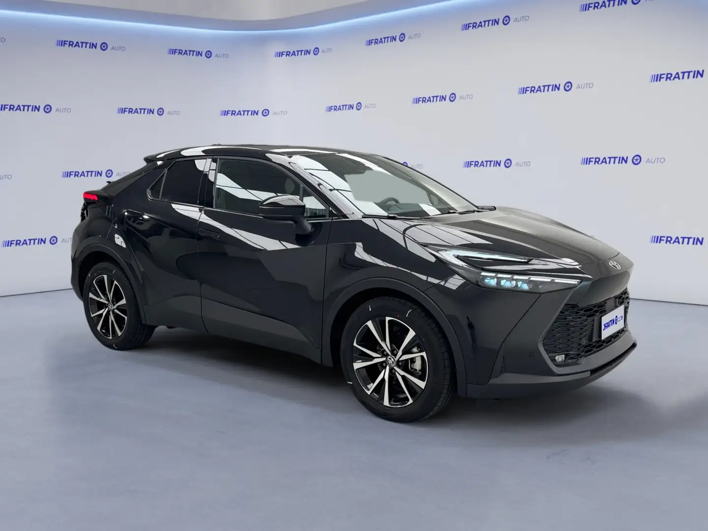 Toyota C-HR 1.8 HV Trend Nero - 2