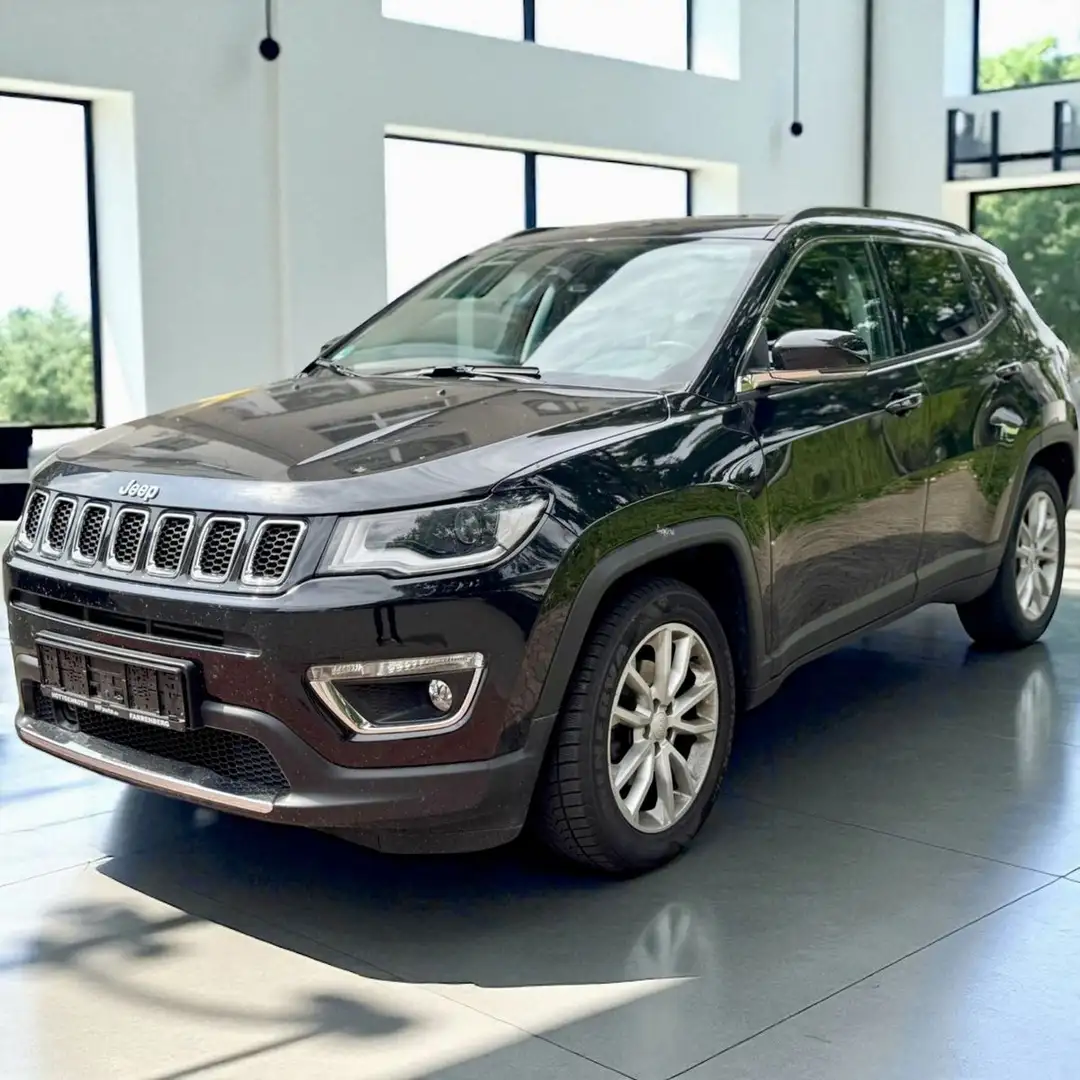 Jeep Compass Limited FWD Leder/Navi/Kamera/Xenon/AHK Schwarz - 1