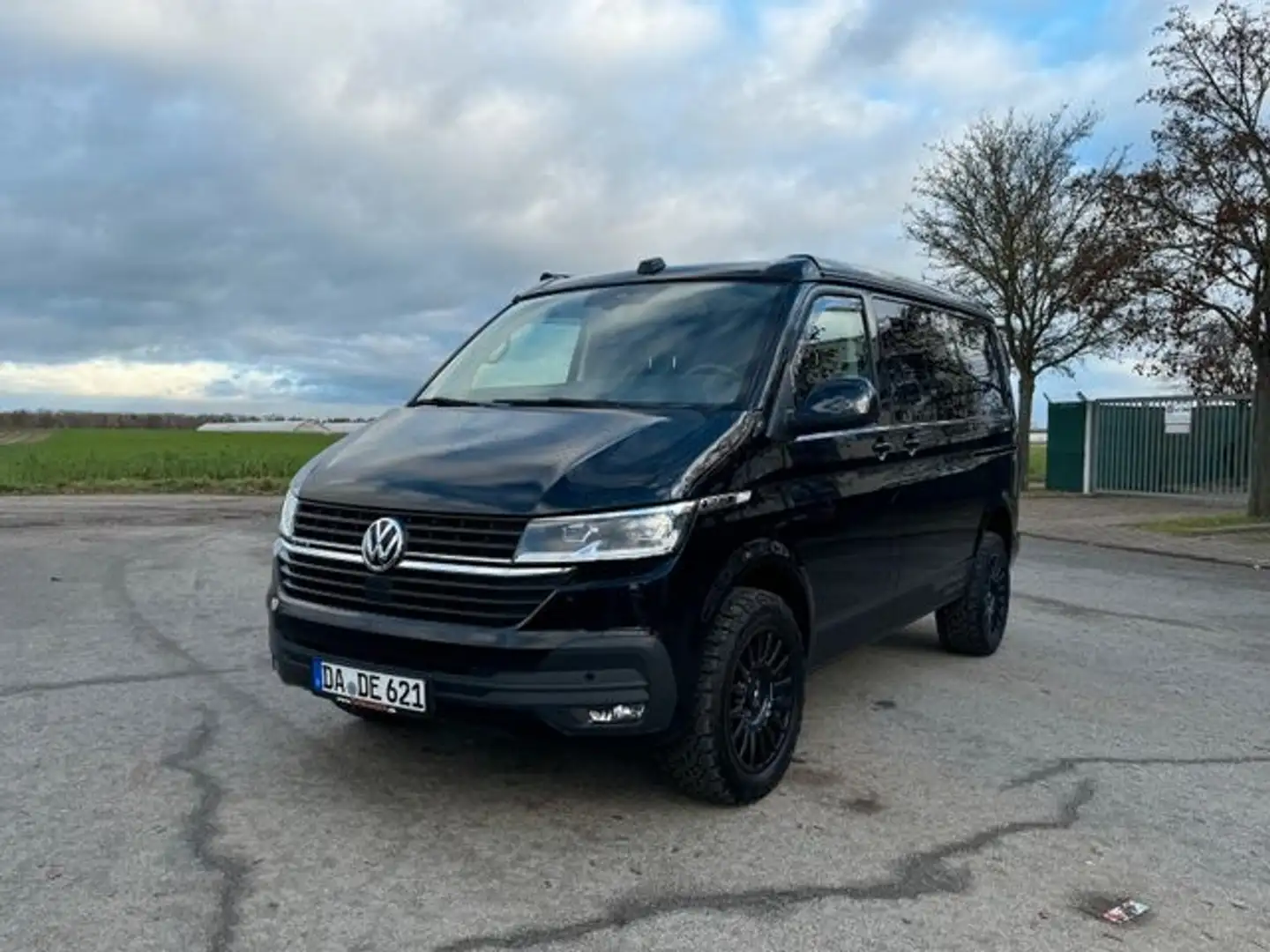 Volkswagen Transporter T6.1 CAMPER 4MOTION 2,0 TDI DSG TERRANGER UMBAU Schwarz - 1