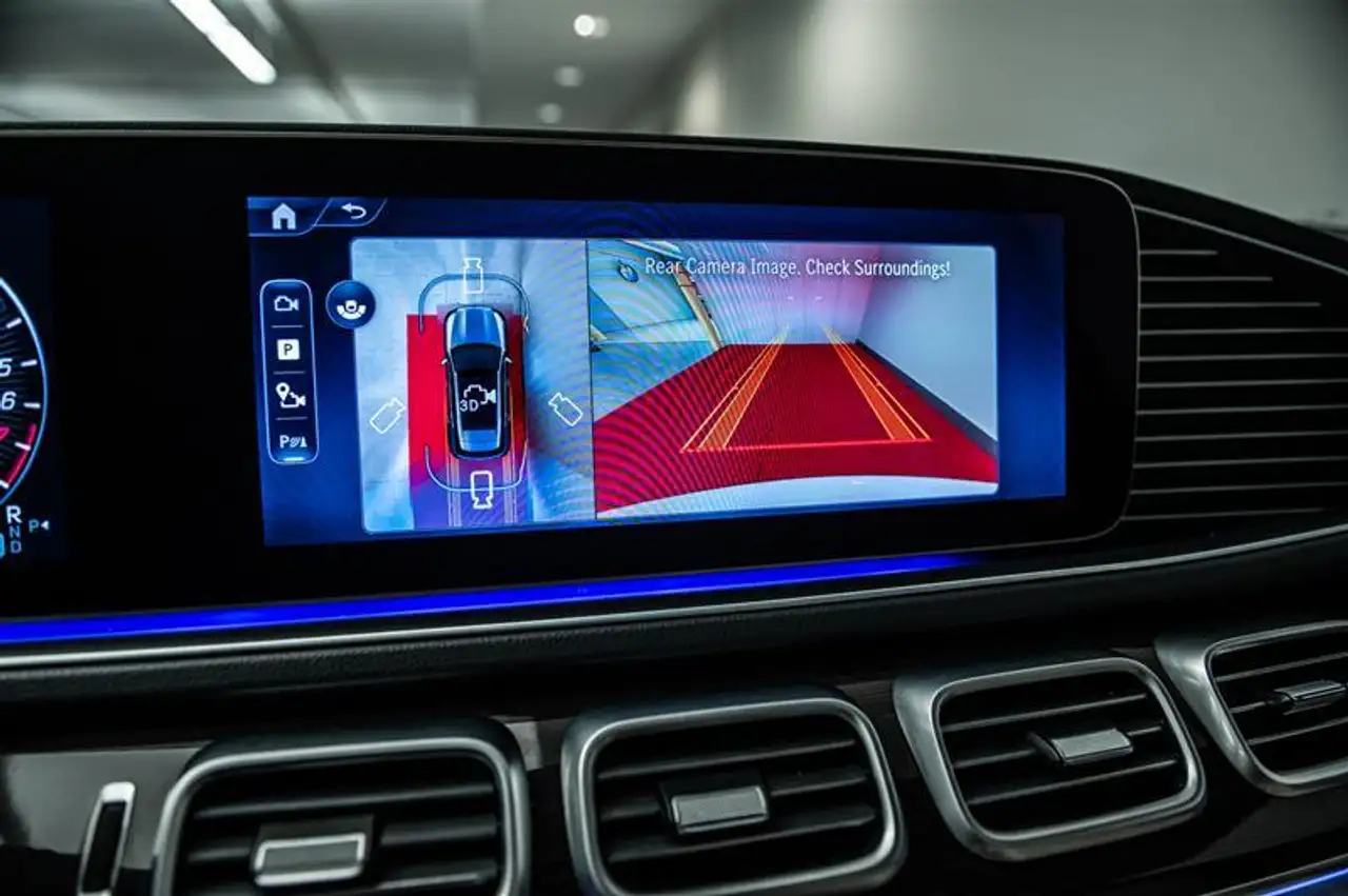 Mercedes-Benz GLE снимка Mercedes-Benz GLE