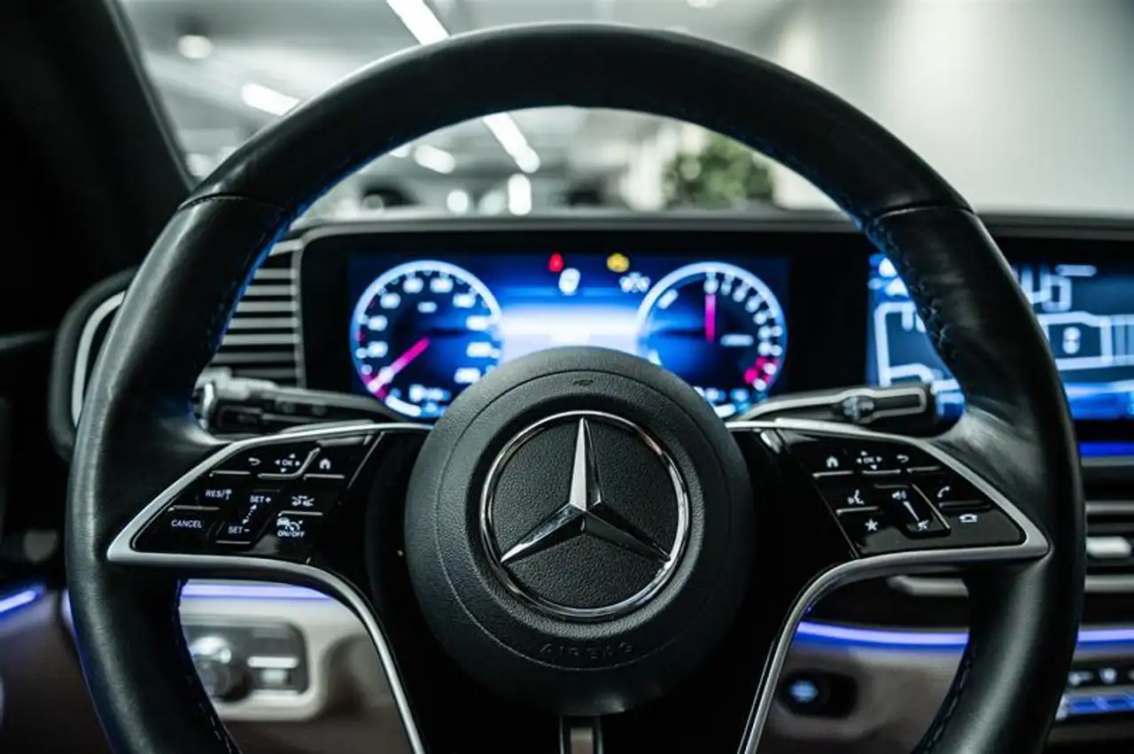 Mercedes-Benz GLE снимка Mercedes-Benz GLE
