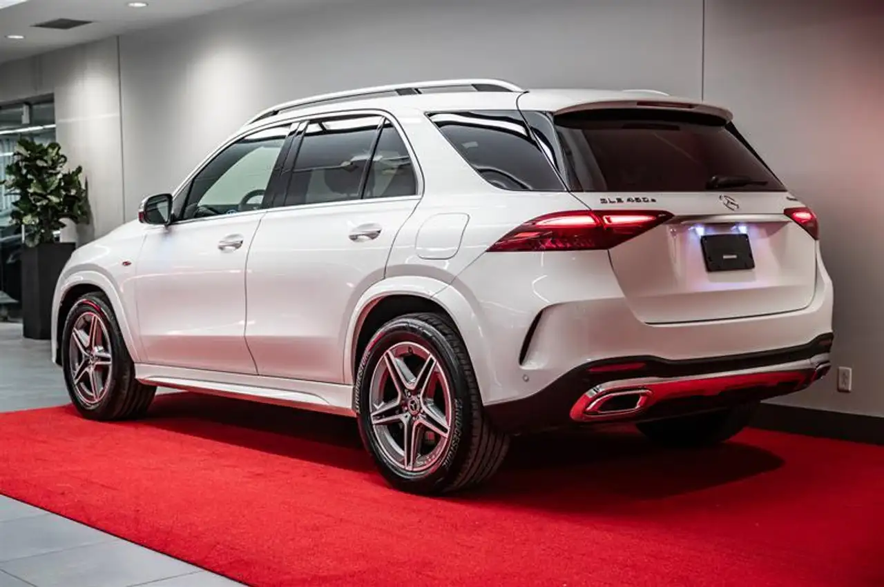 Mercedes-Benz GLE снимка Mercedes-Benz GLE