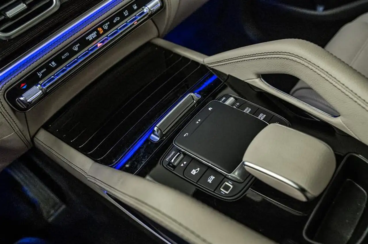 Mercedes-Benz GLE снимка Mercedes-Benz GLE