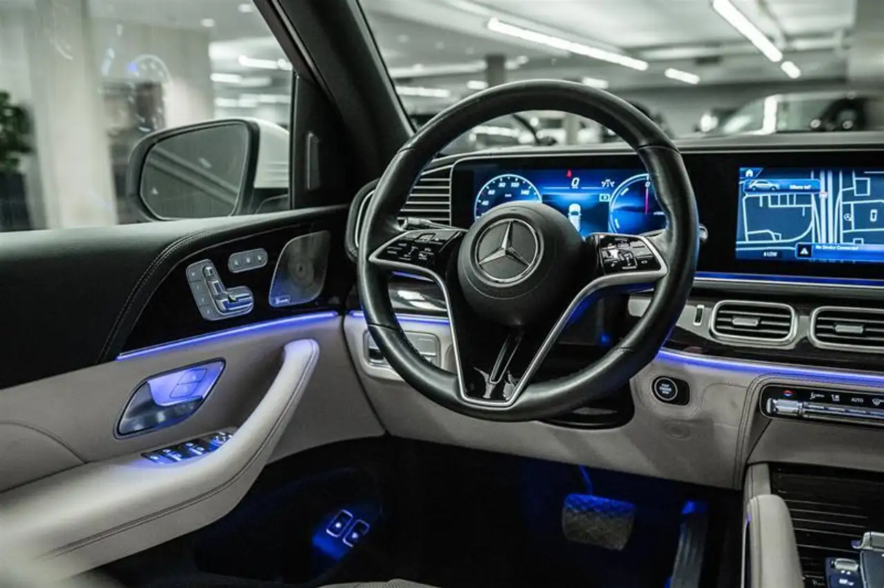Mercedes-Benz GLE снимка Mercedes-Benz GLE
