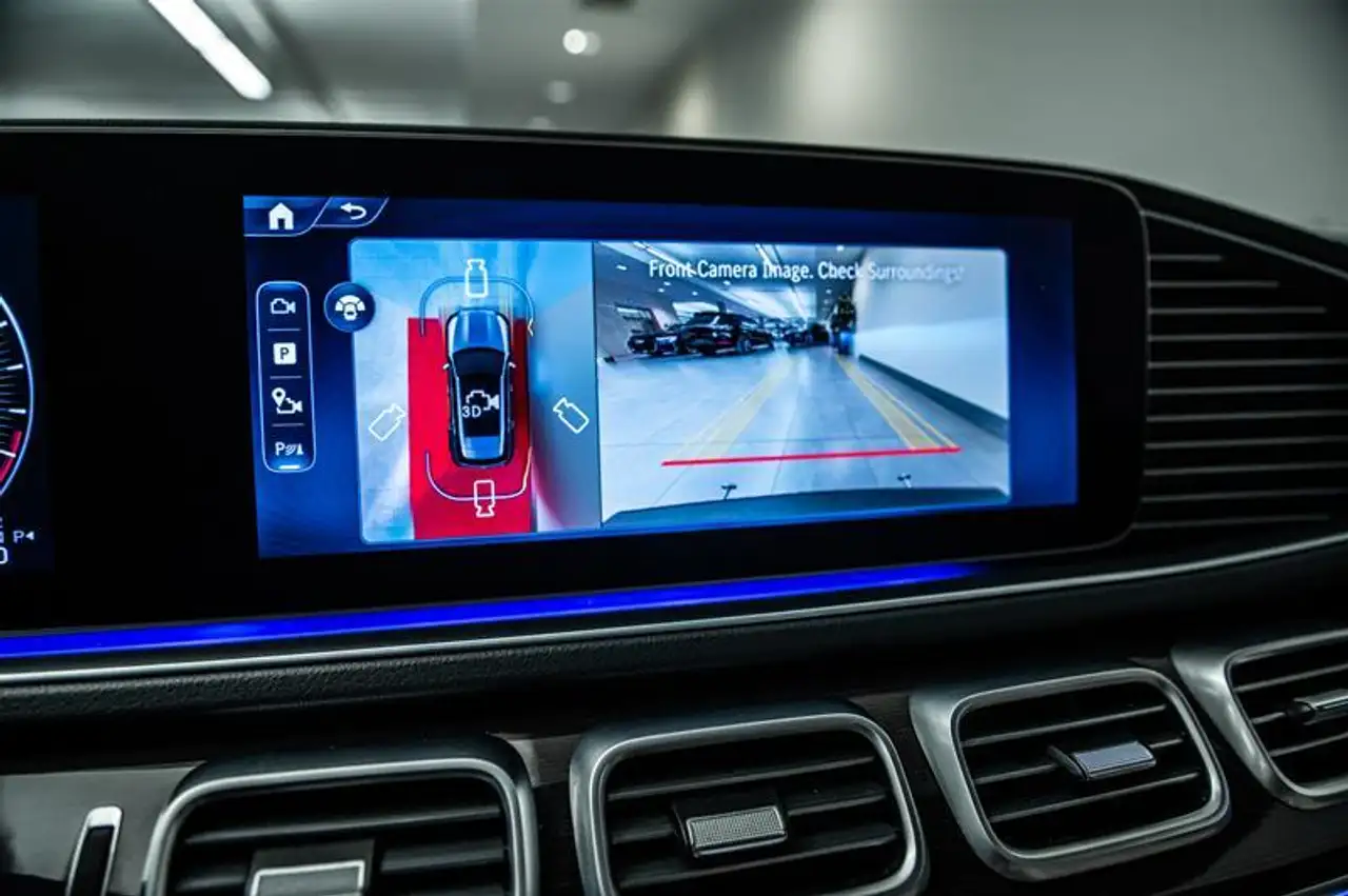 Mercedes-Benz GLE снимка Mercedes-Benz GLE