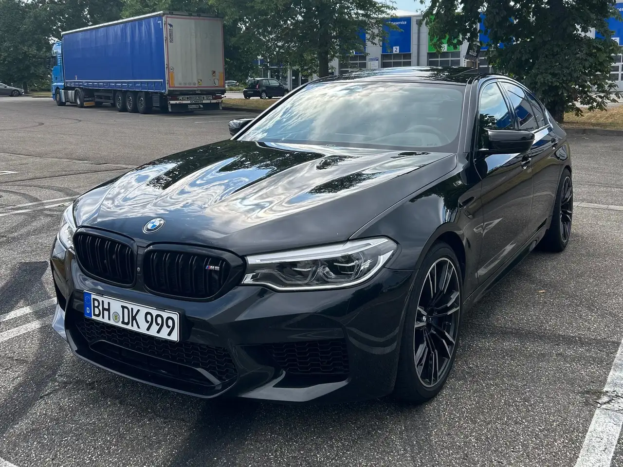 BMW M5