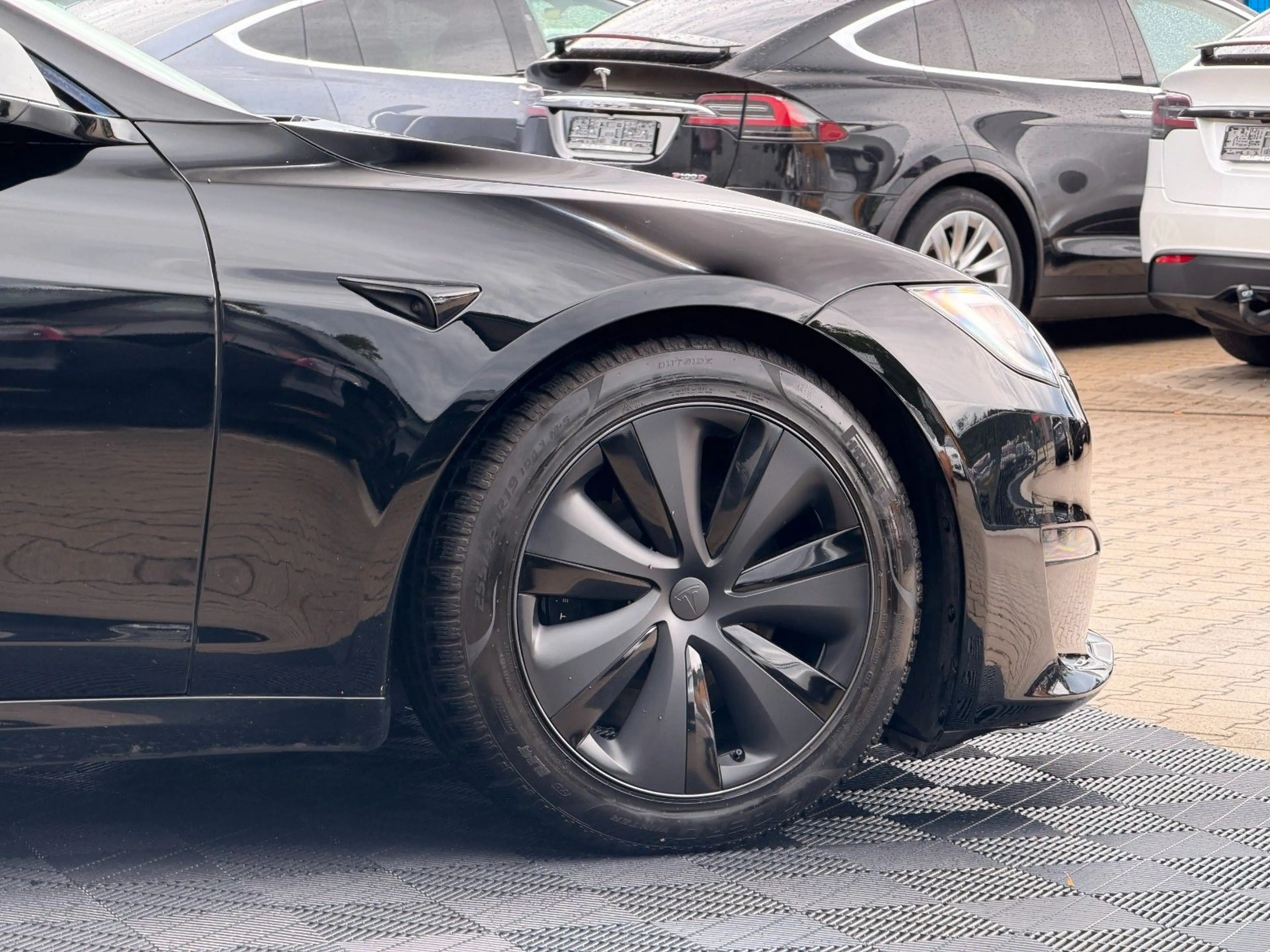Tesla Model S MODEL S PALLADIUM | MATRIX | HARDWARE 4 — photo 12