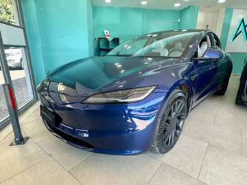 Premium RWD Plus Autopilot Avanzato Carbonio Interni Ghiaccio Vetri Privacy Schermo Posteriore