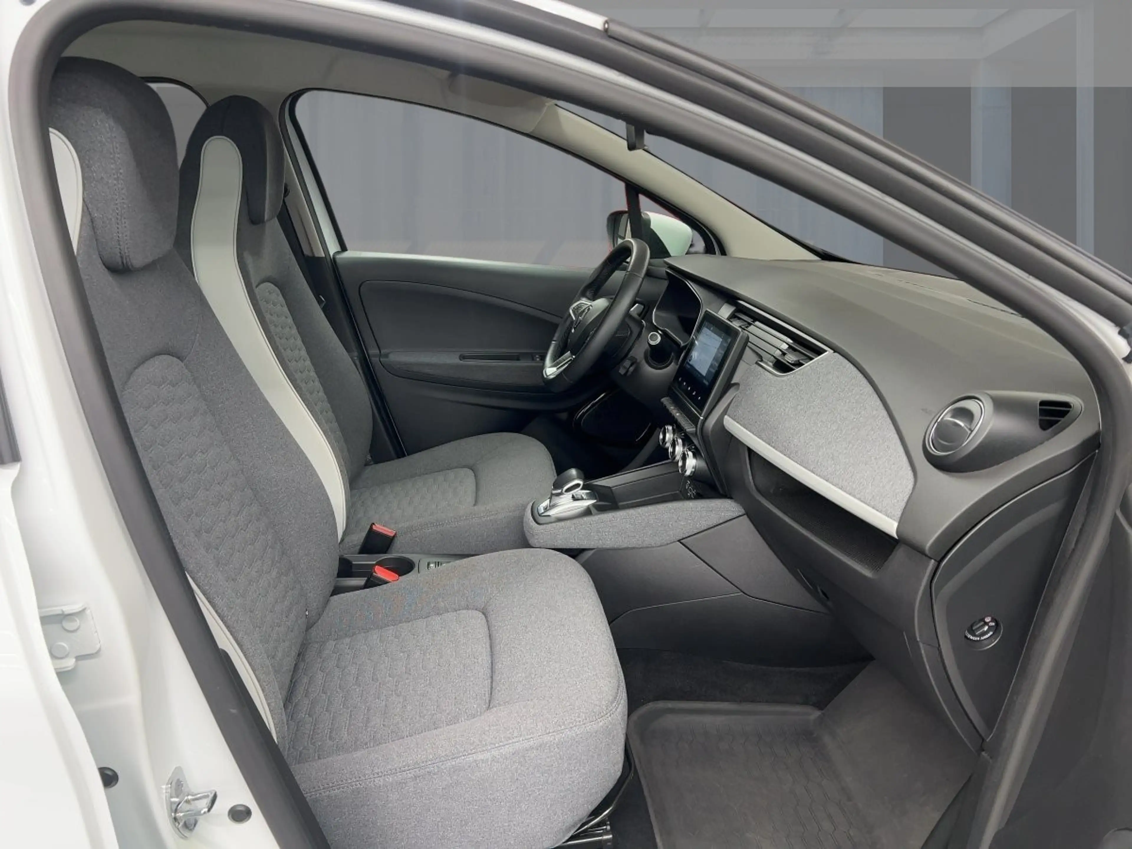 Renault ZOE EXPERIENCE R110 50kWh NAVIGATION — photo 8