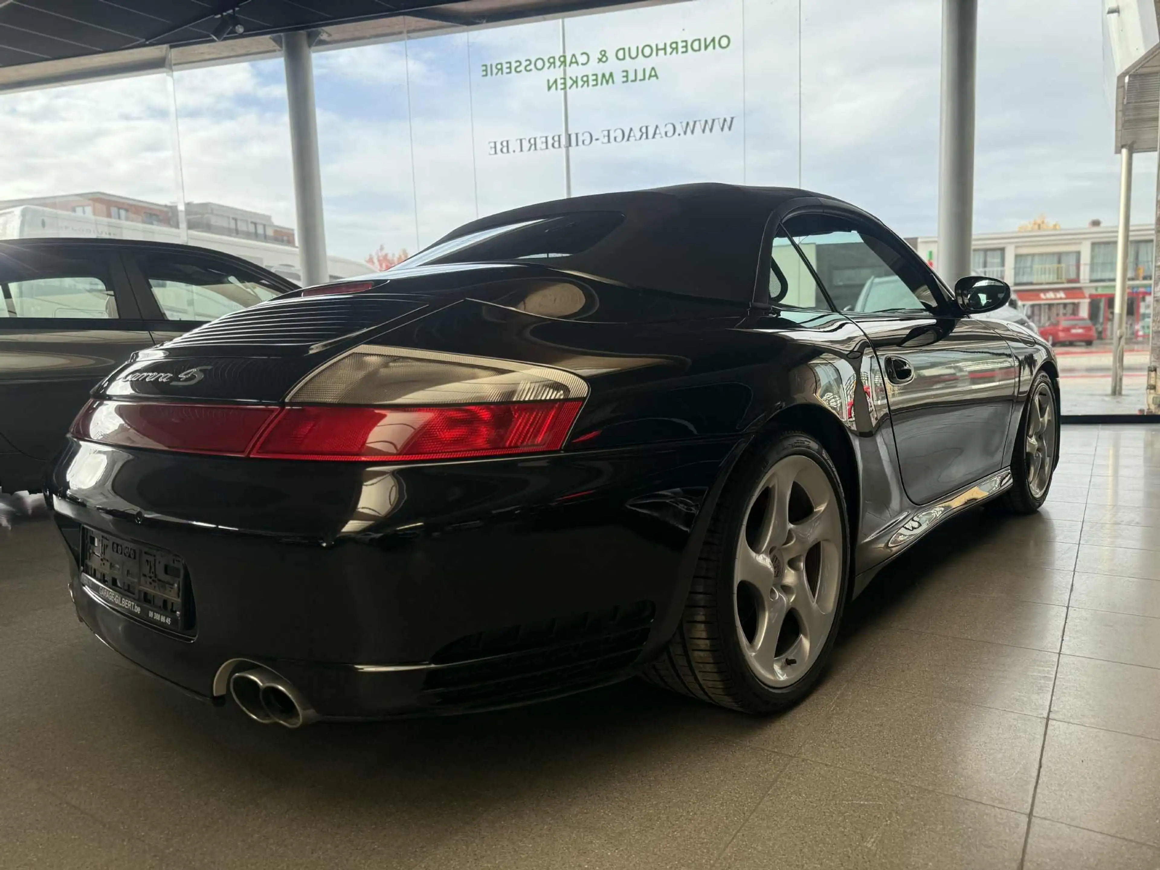 Porsche 996 carrera 4s — photo 4