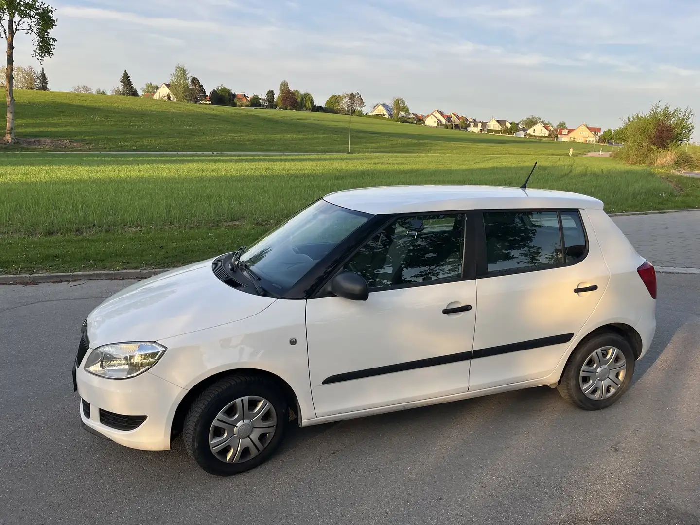 Skoda Fabia Cool Edition Weiß - 1