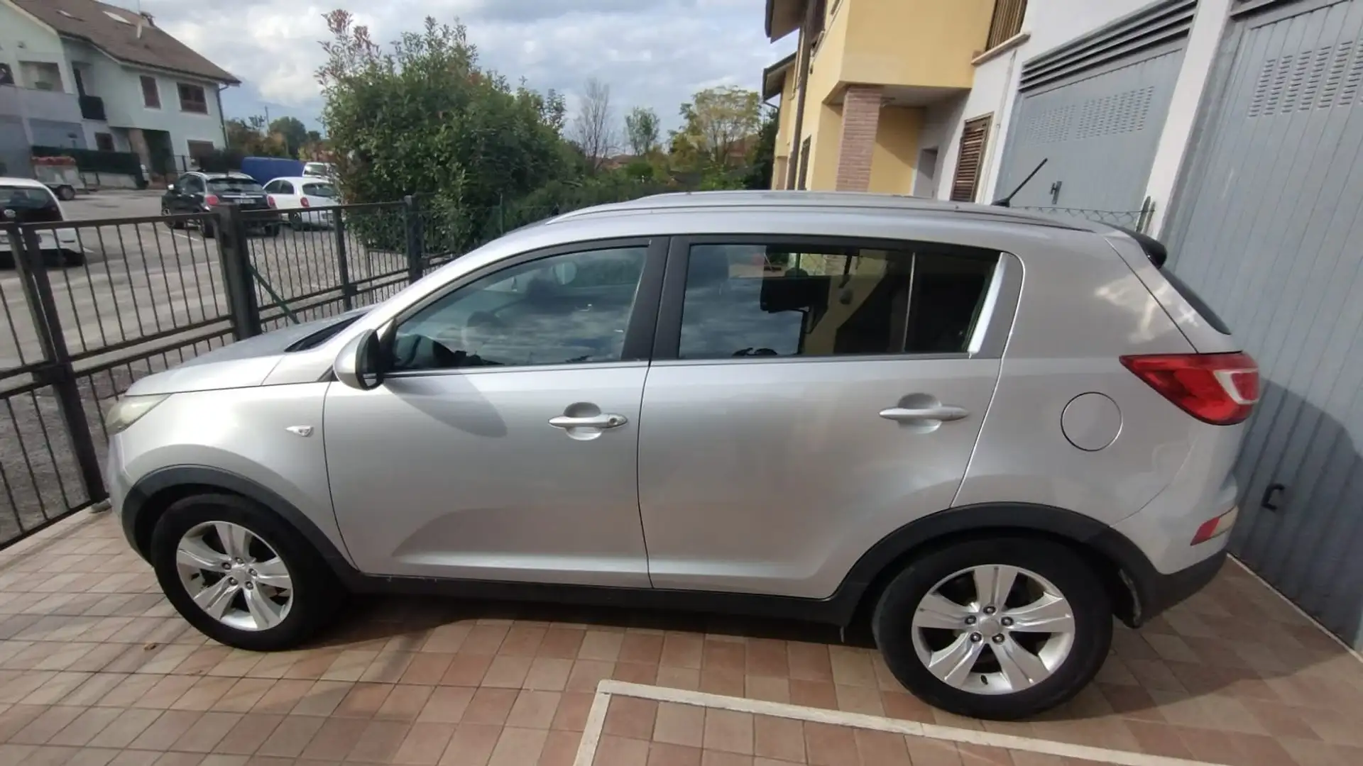 Kia Sportage Sportage III 2010 1.7 crdi Active 2wd Argento - 2