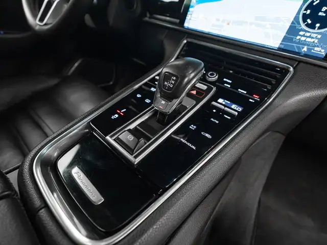 Porsche Panamera view 14