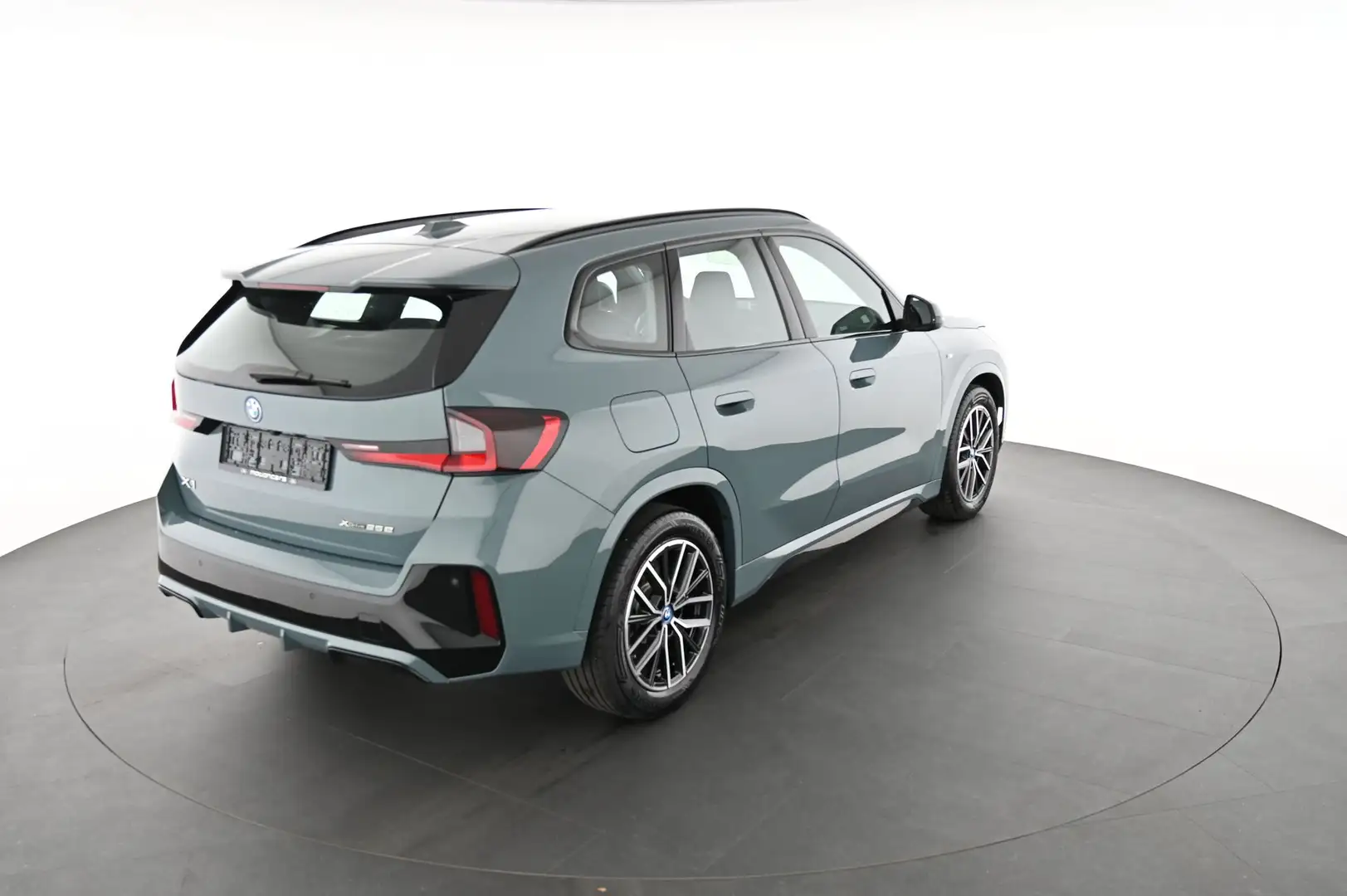 BMW X1 1.5 xDrive25e M-Sport Grün - 2