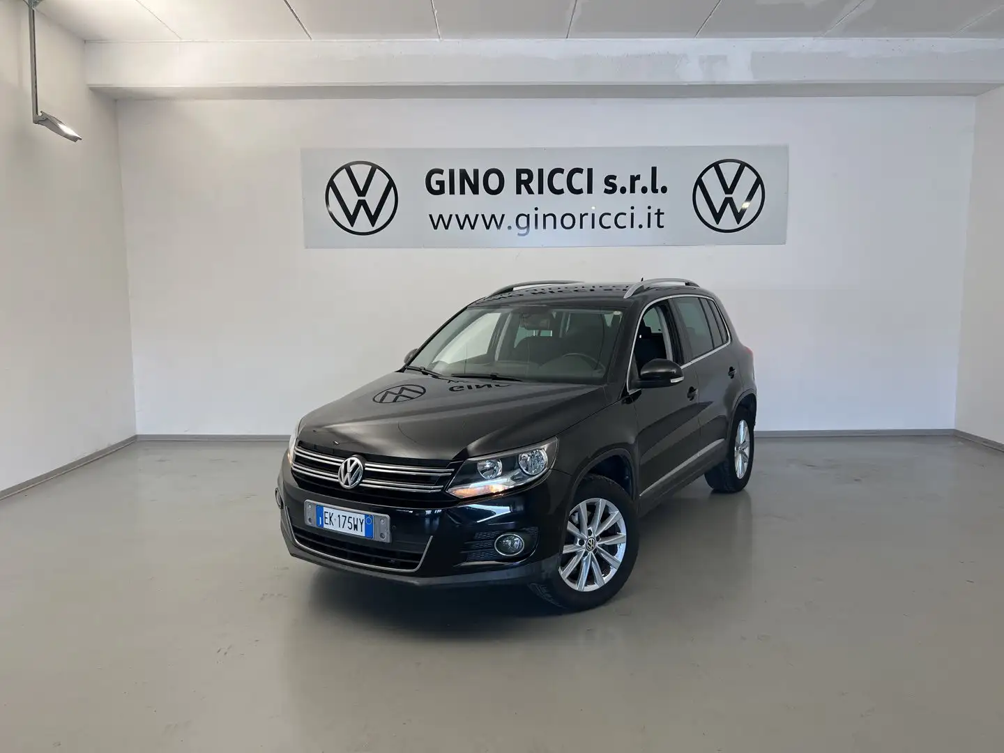 Volkswagen Tiguan 2.0 TDI 140 CV 4motion Sport & Style Nero - 1