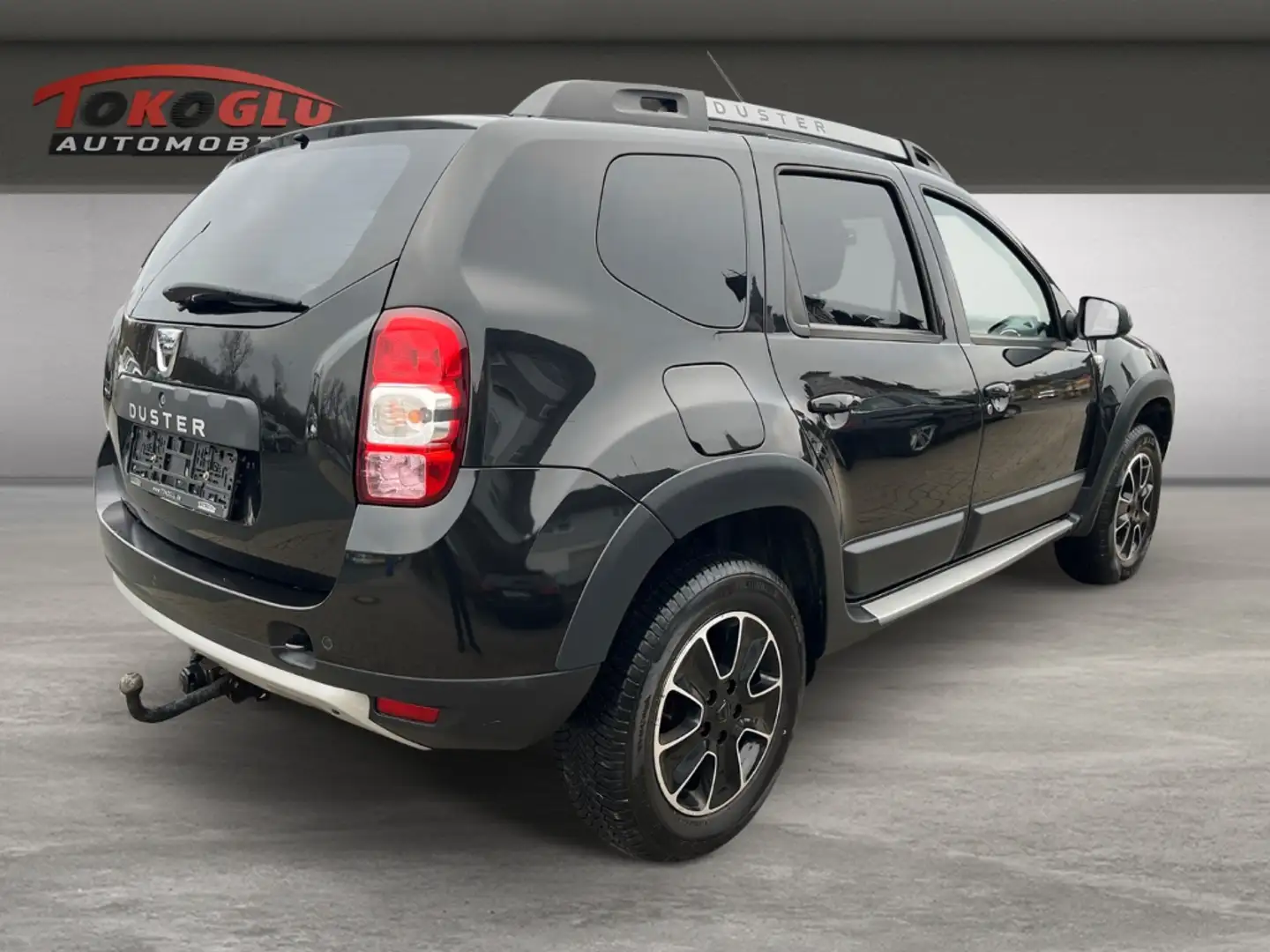 Dacia Duster I Urban Explorer 4x2 1.5 dCi 110 FAP Navi Fahrerpr Schwarz - 2