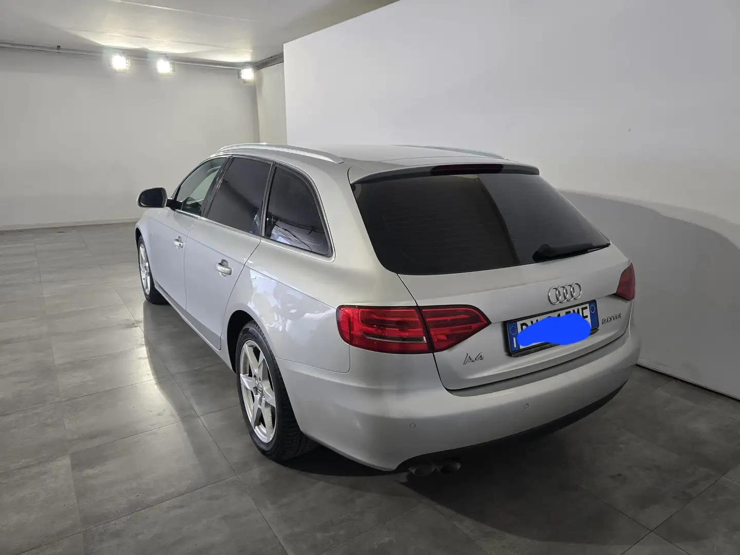 Audi A4 Avant 2.0 tdi Ambiente fap Argento - 2