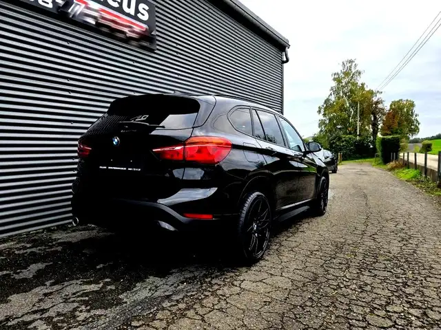 BMW X1 view 8