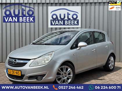 Opel Corsa 1.4-16V Executive|Nieuwe APK