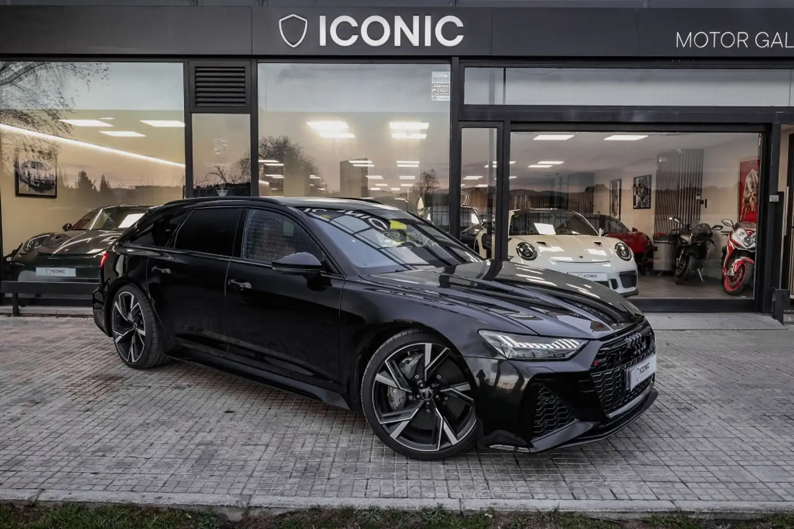 Audi RS6 Avant TFSI quattro Tiptronic 441kW Noir - 1