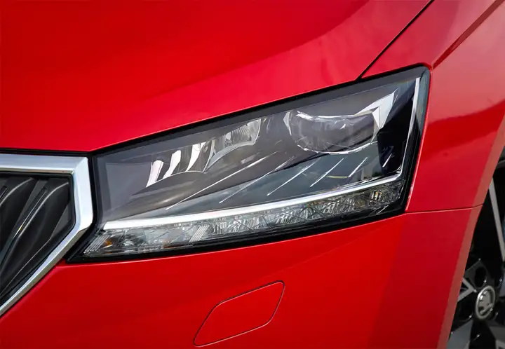 Škoda Fabia 1.0 TSI AMBITION 2020, foto 6