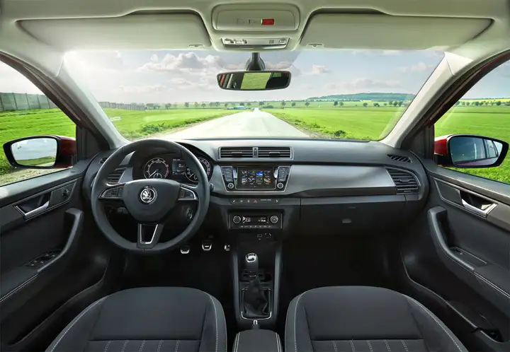 Škoda Fabia 1.0 TSI AMBITION 2020, foto 19