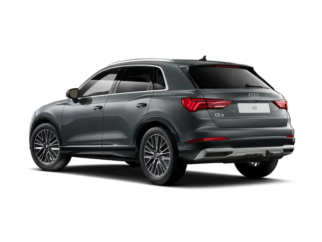 Audi Q3 view 5