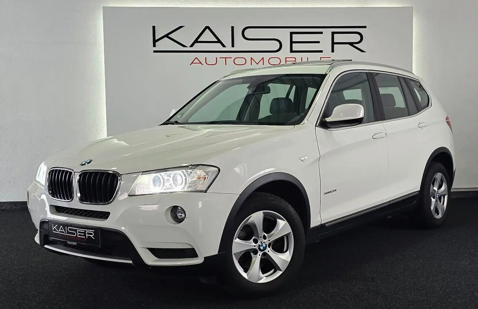 BMW X3 xDrive 20 i*NAVI PROF*PDC*BI-XENON*LEDER*PANO Weiß - 2