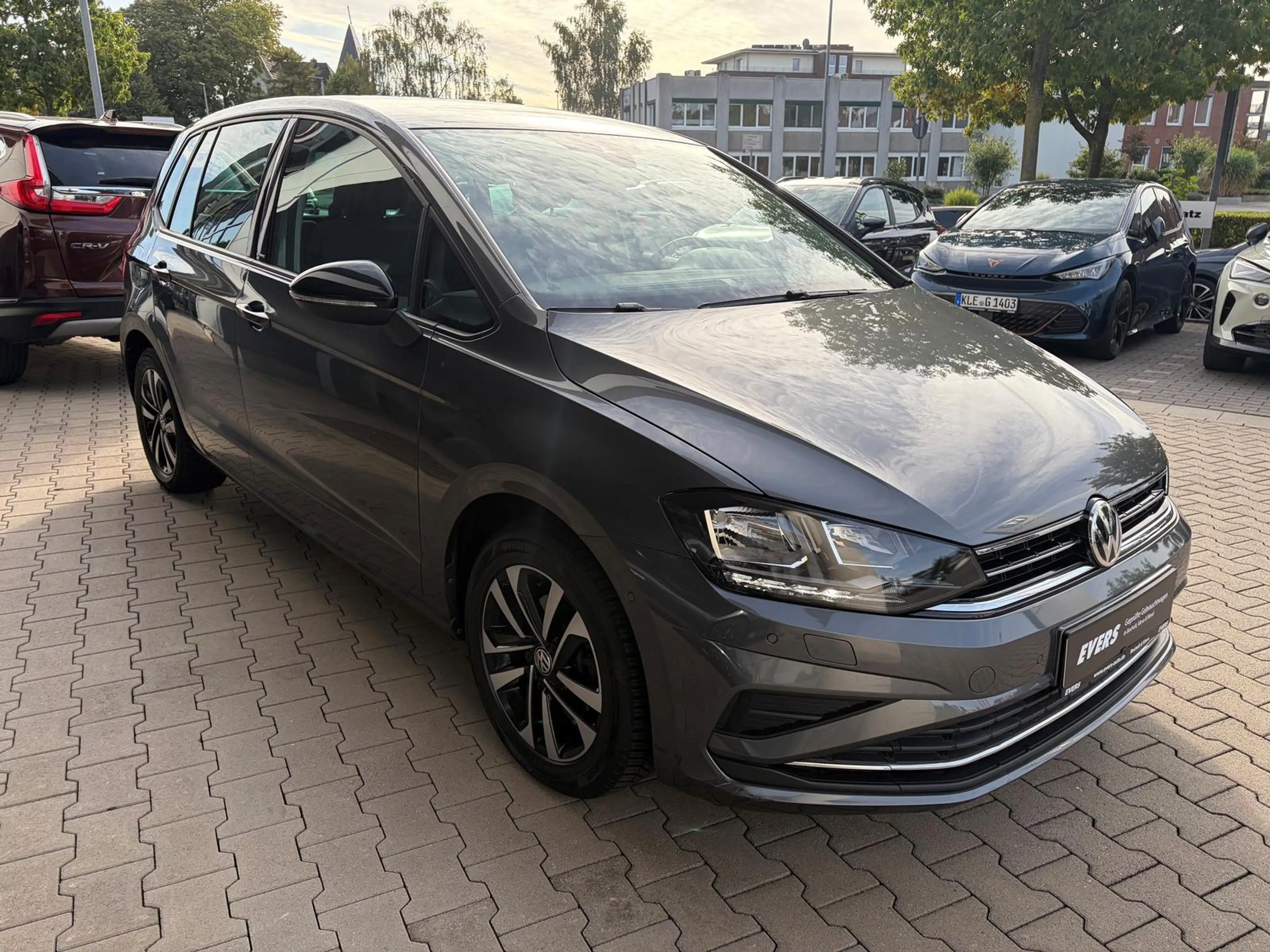 Volkswagen Golf Sportsvan 1.0TSI IQ Navi ACC Totw.Spur AHK — photo 3