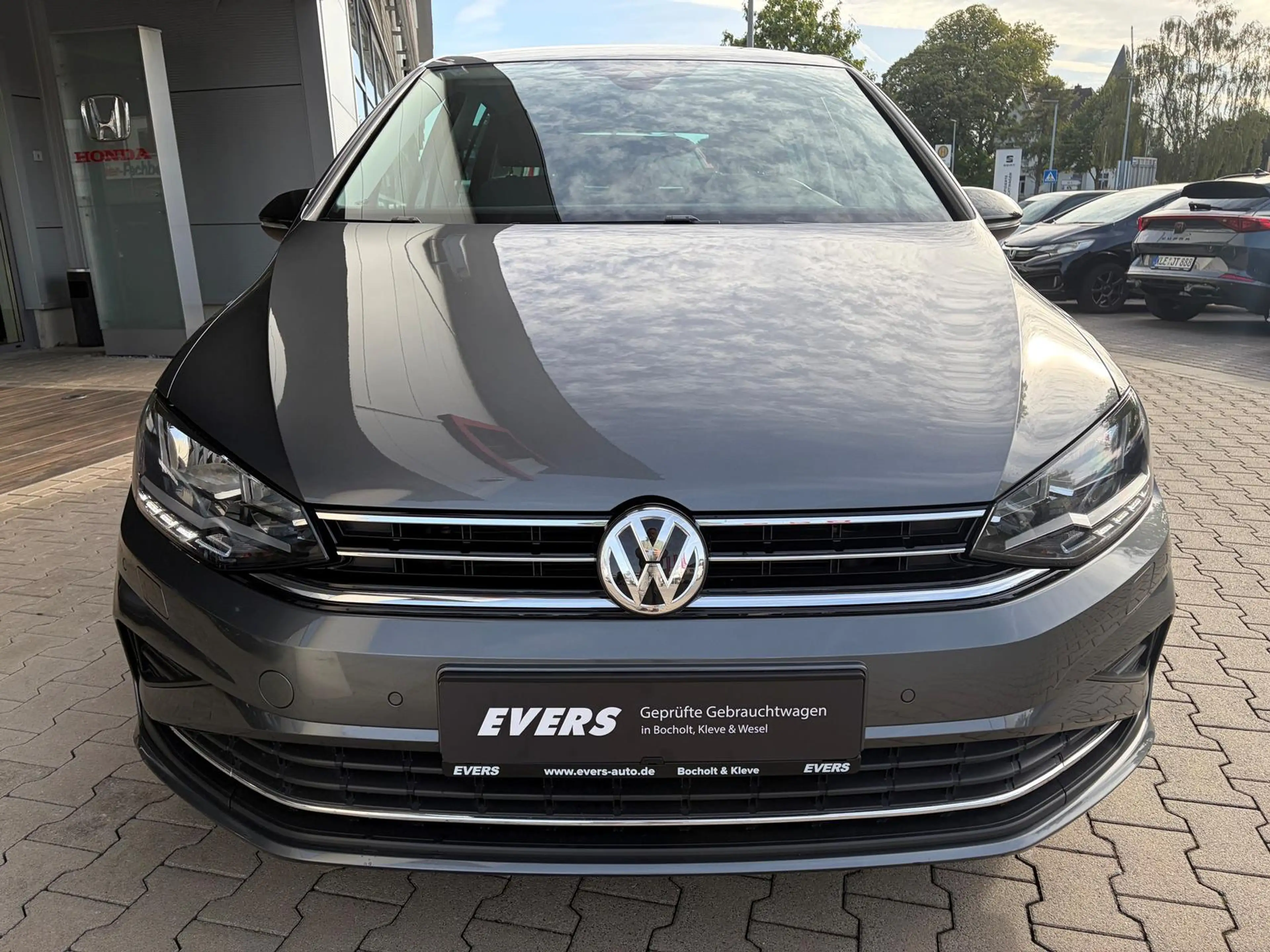 Volkswagen Golf Sportsvan 1.0TSI IQ Navi ACC Totw.Spur AHK — photo 2