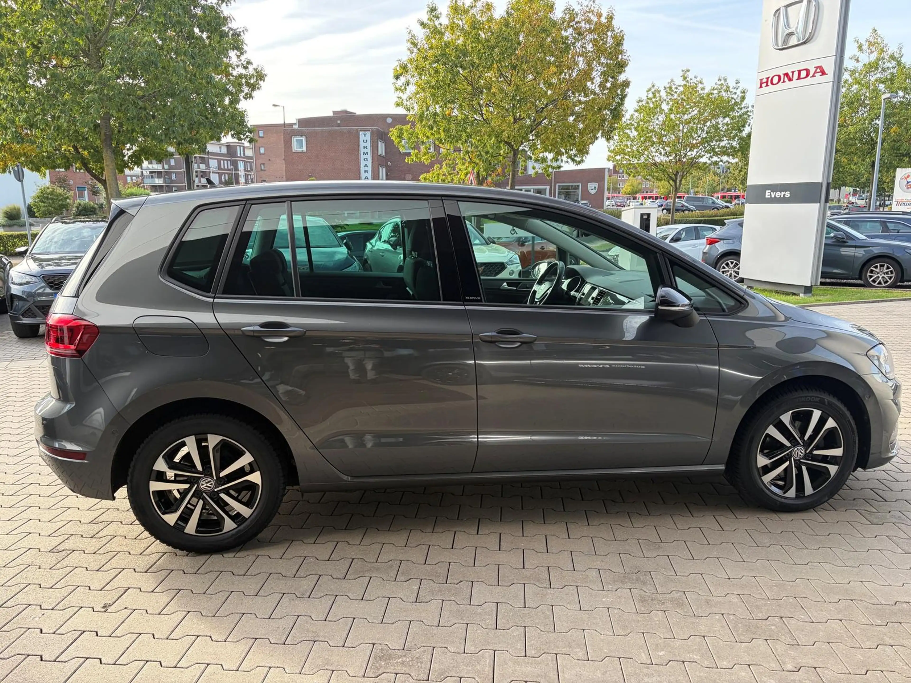Volkswagen Golf Sportsvan 1.0TSI IQ Navi ACC Totw.Spur AHK — photo 4