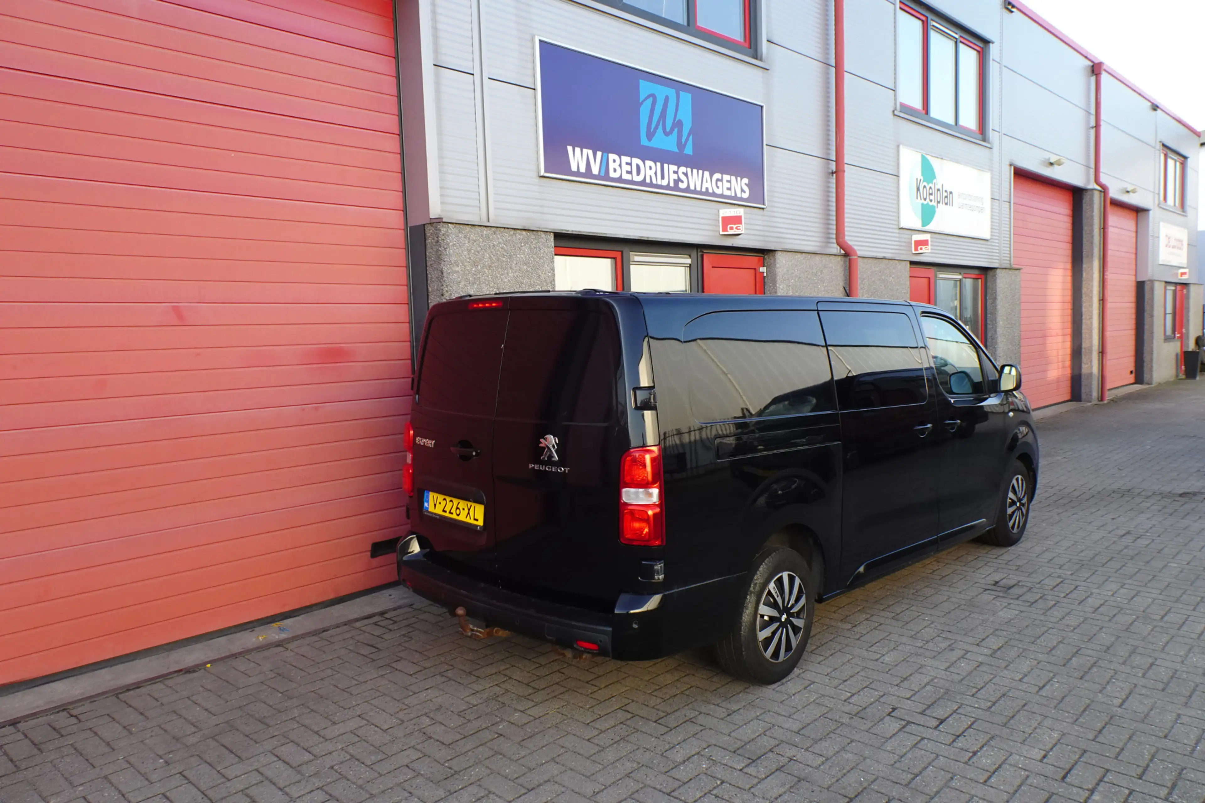 Peugeot Expert 231L 2.0 BlueHDI 120 DC Premium LET OP 1 E VERSNEL — photo 4
