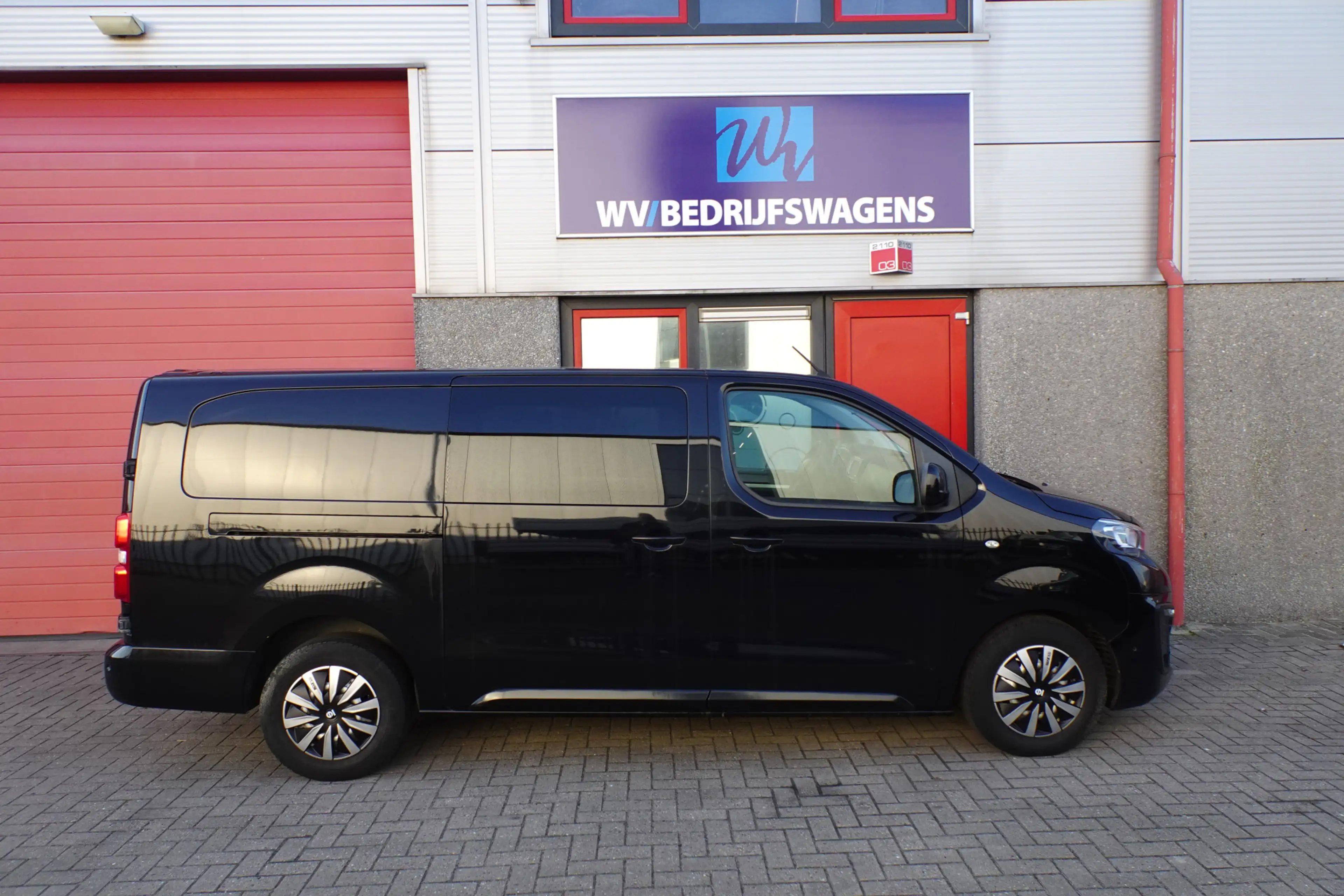 Peugeot Expert 231L 2.0 BlueHDI 120 DC Premium LET OP 1 E VERSNEL — photo 7