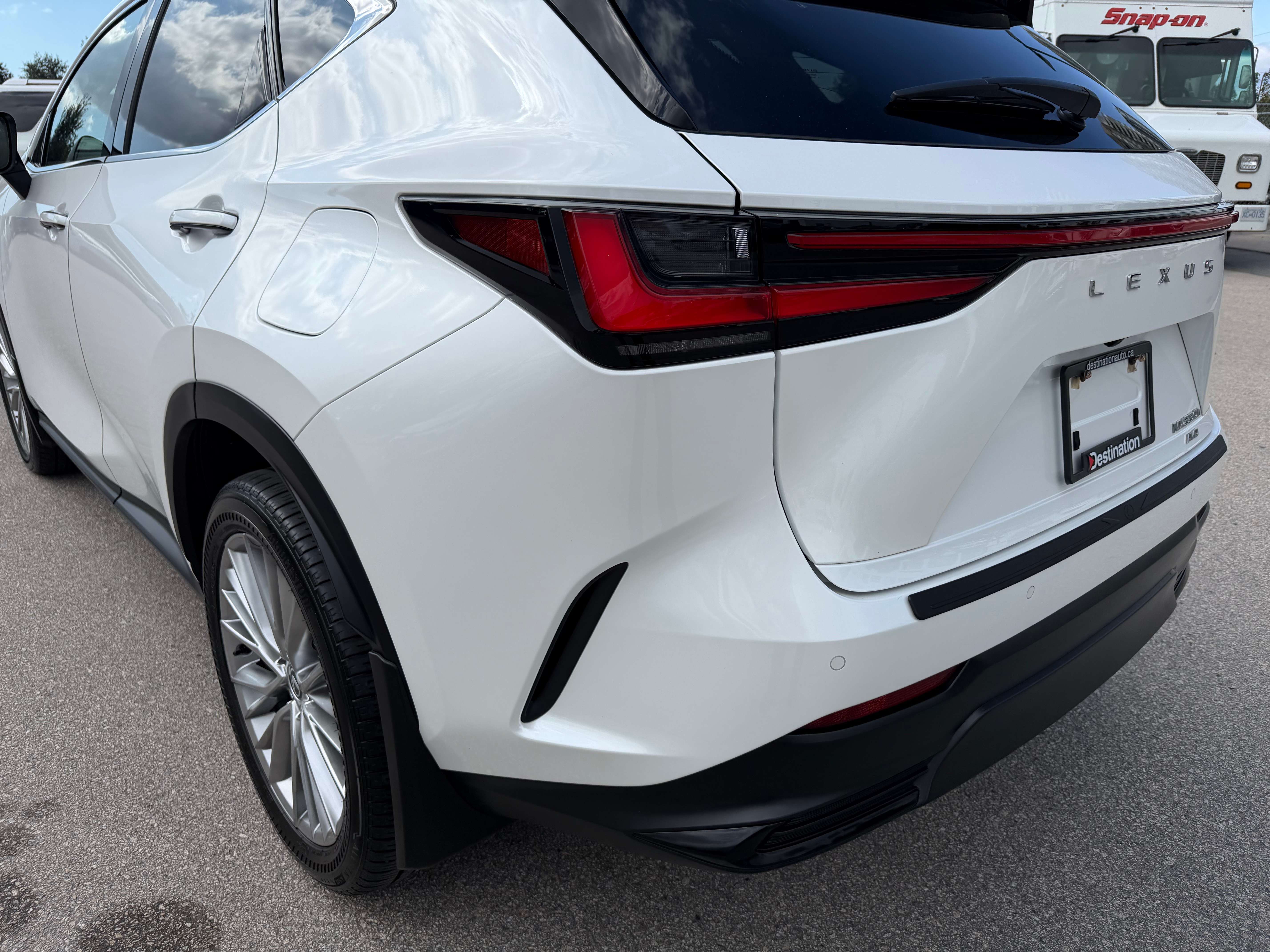 2024 Lexus NX NX350h Luxury, Local, One owner, Loaded — снимка 1