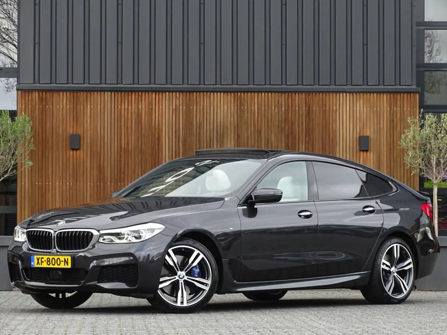 BMW 640 6-serie Gran Turismo 640i 341PK / M-Sport / High E Gris - 1