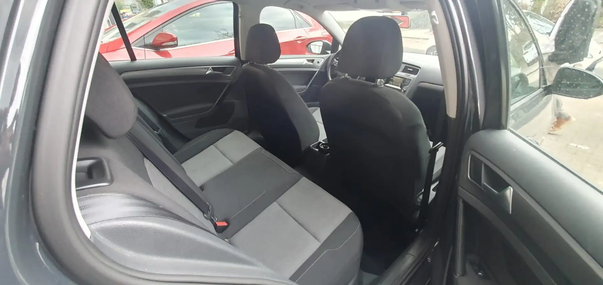 Volkswagen Golf 1.2 TSI BlueMotion Technology Cup Grau - 2