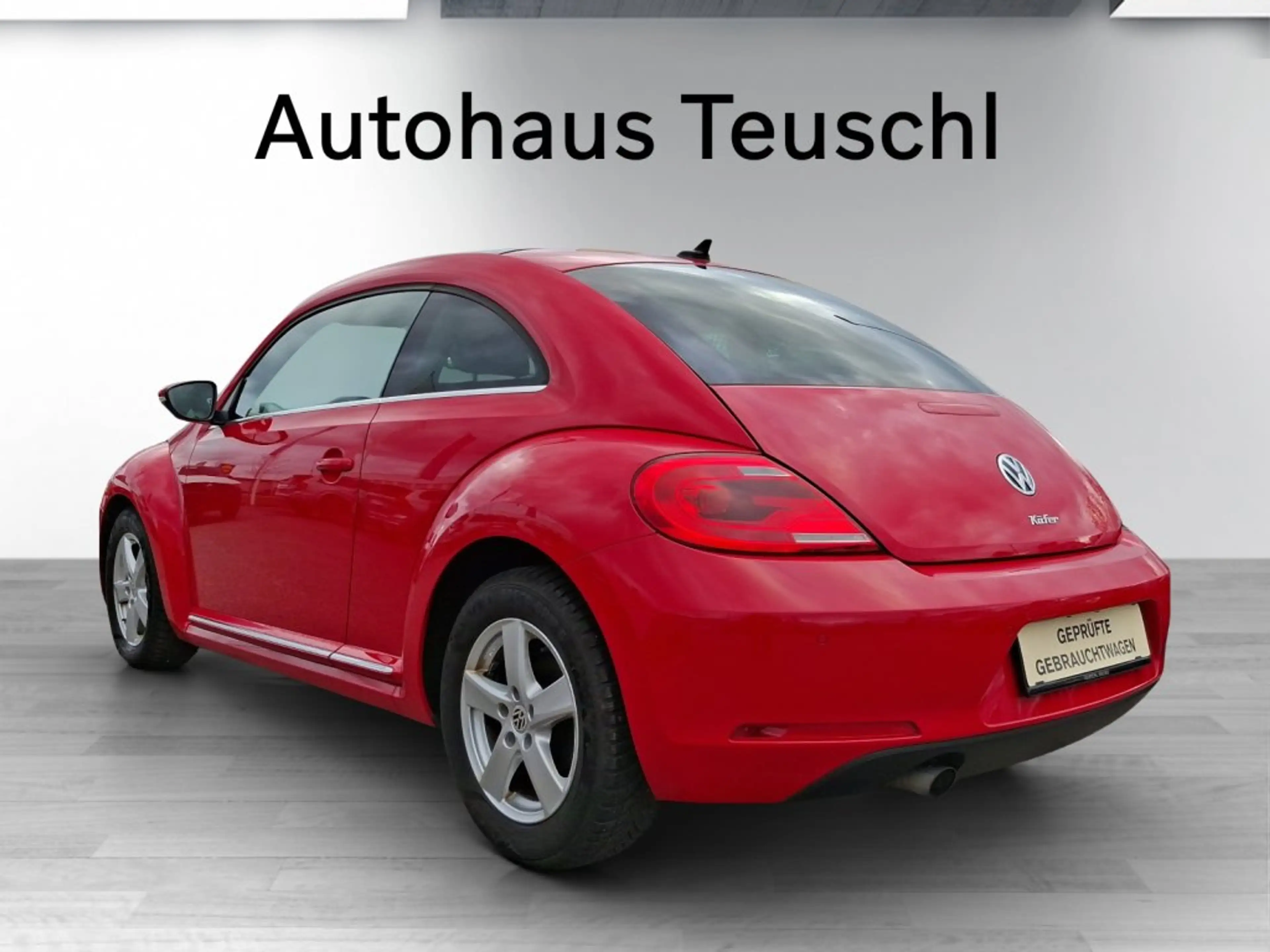 Volkswagen Beetle 1,6 TDI BMT Sky DSG — photo 3