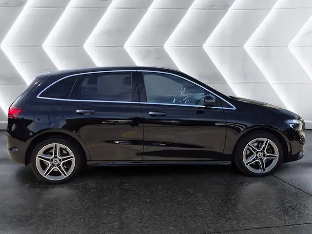 Mercedes-Benz B-Class view 3