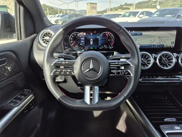 Mercedes-Benz B-Class view 15